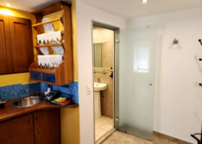 Boutique - Adults Only *