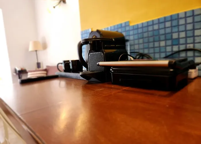 Boutique - Adults Only * لينثوس