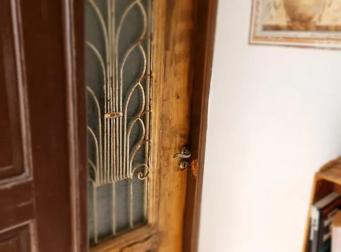 Boutique - Adults Only *